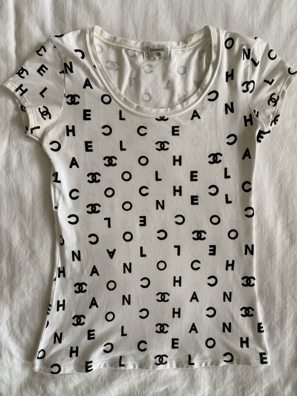 CHANEL White Short Sleeve Tee with Black Logo Print